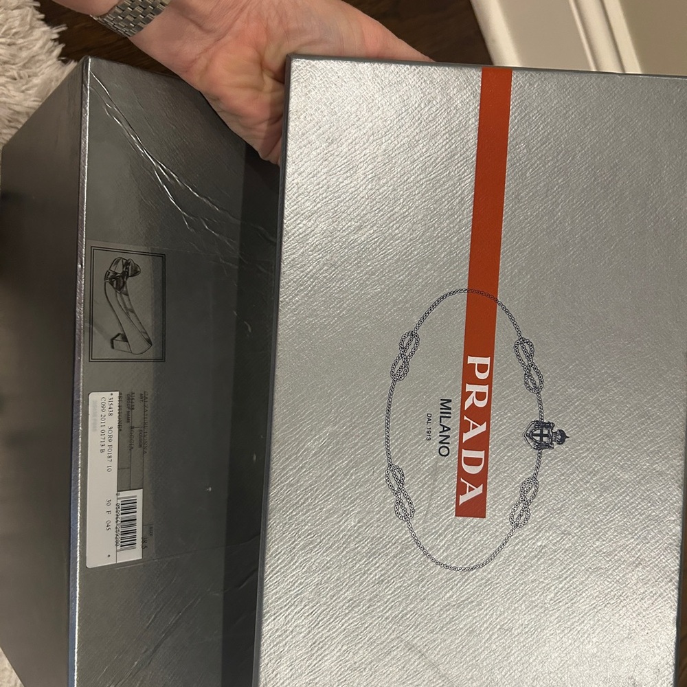 Prada snakeskin leather embossed small heel with bow pump. 38.5 Calzature Donna - Picture 7 of 7